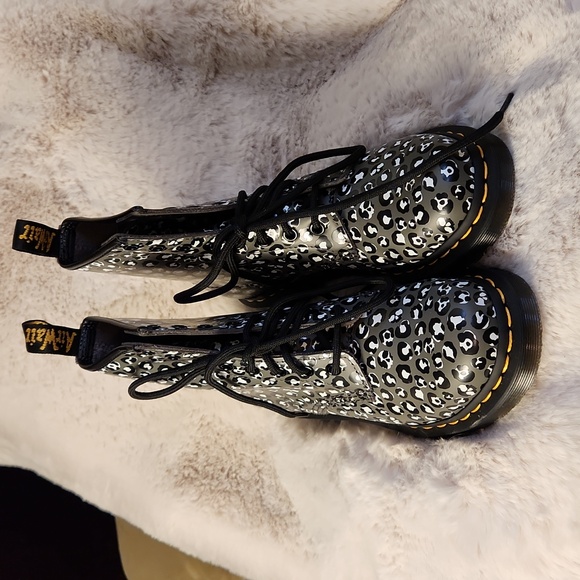 Dr. Martens Shoes - NWOB Dr. Martens Grey w/ Black and White Animal Print Boots-Size 6